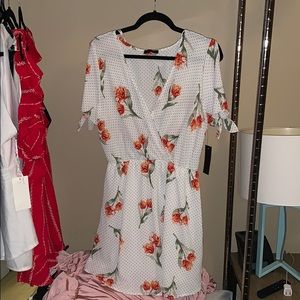 Scobe white floral wrap cold shoulder dress L